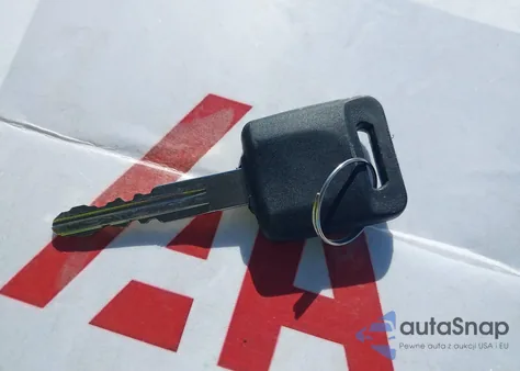 2013 Nissan Versa 1.6 S из США, поврежденный, VIN 3N1CN7AP6DL843411